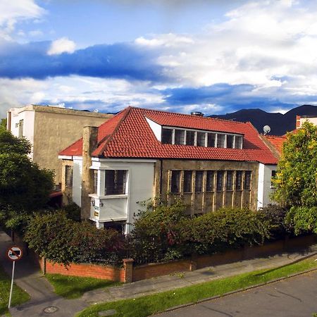 House For Groups - The Hostel Project Bogotá Extérieur photo