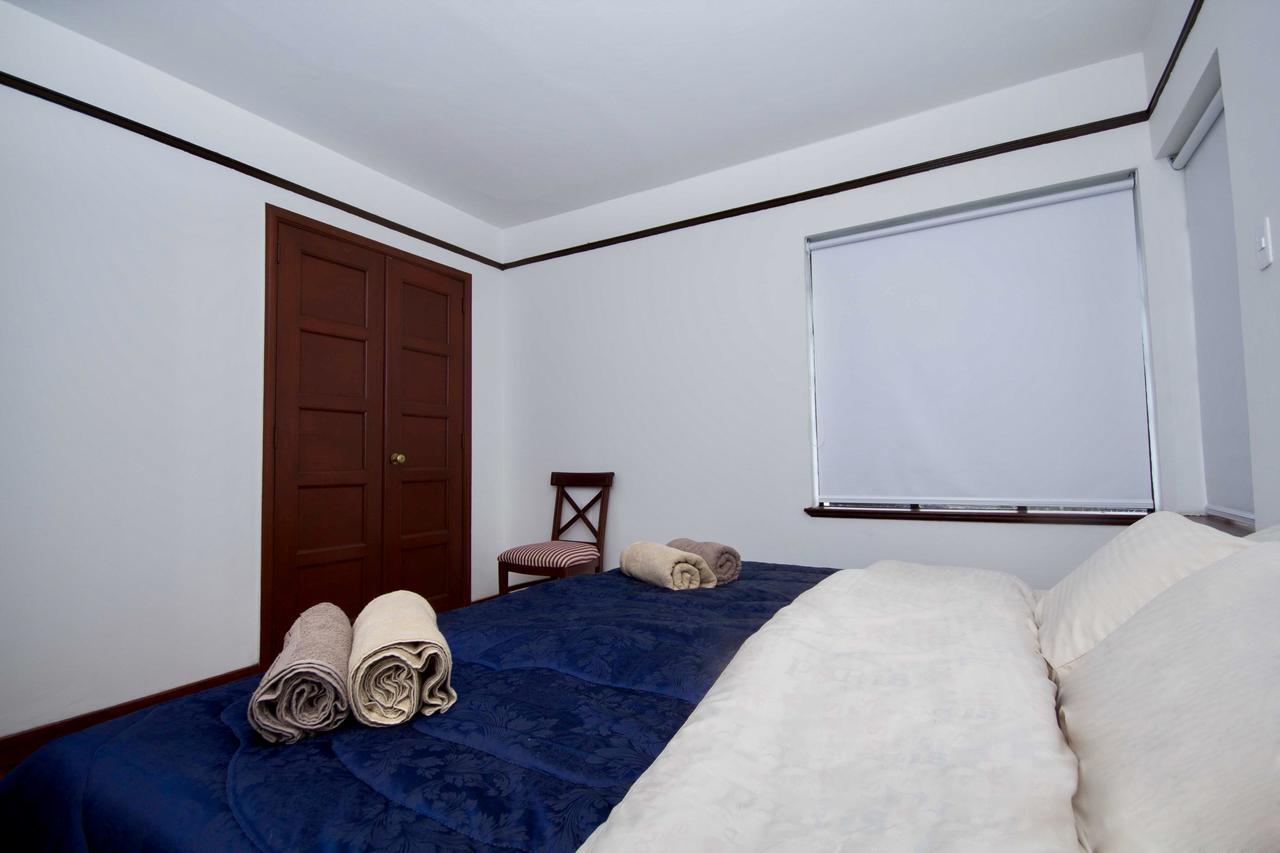 House For Groups - The Hostel Project Bogotá Extérieur photo