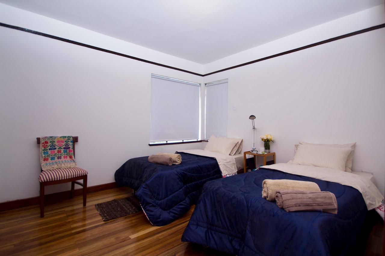 House For Groups - The Hostel Project Bogotá Extérieur photo