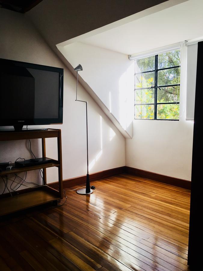 House For Groups - The Hostel Project Bogotá Extérieur photo