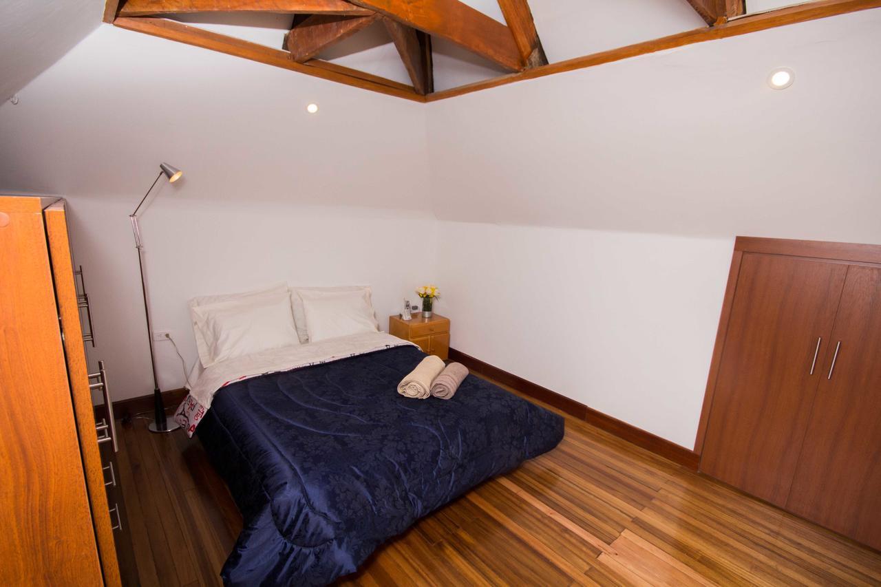 House For Groups - The Hostel Project Bogotá Extérieur photo